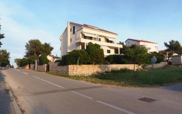 Apartment House Nono