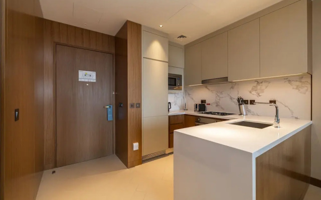 Address Opera 1205 Downtown