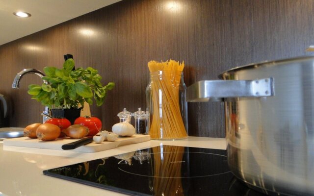 Platinum Towers by Platinum Residence