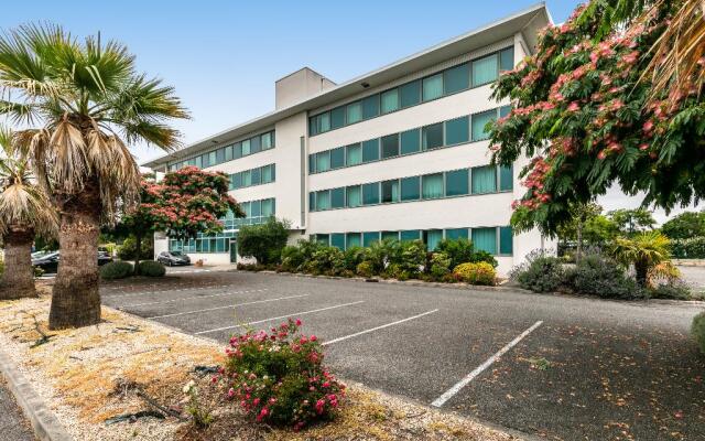 B&B HOTEL Toulouse Basso Cambo