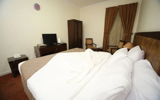 Wefada al zahra hotel