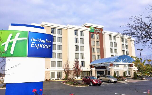 Holiday Inn Express Chicago NW - Arlington Heights, an IHG Hotel