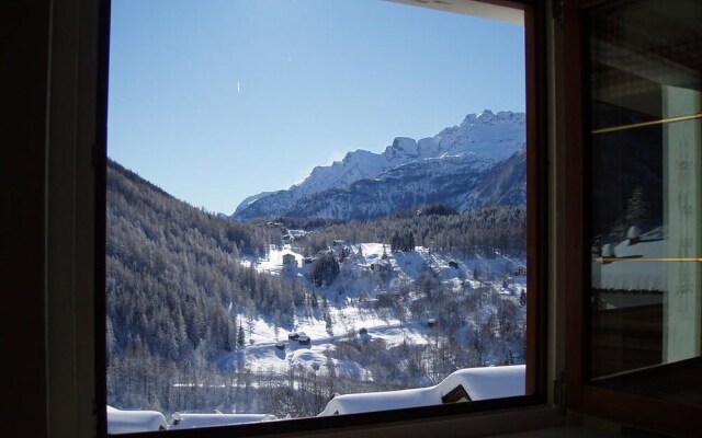 Residence Larice Bianco