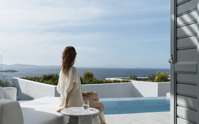 Deos Mykonos - A Myconian Collection Hotel
