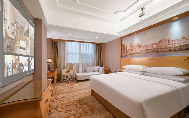 Vienna International Hotel Shenzhen Longhua Center – Guest Rooms – Shenzhen