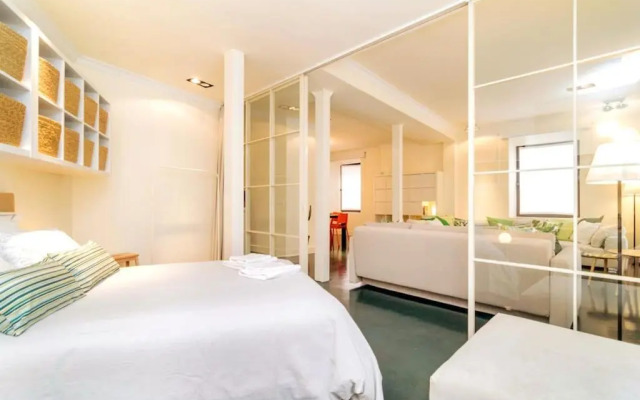 Caprichoso Loft junto Teatro Real - Madrid Centro by Batuecas
