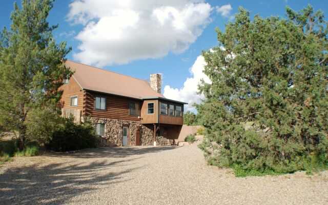 Whisper's Ranch B & B