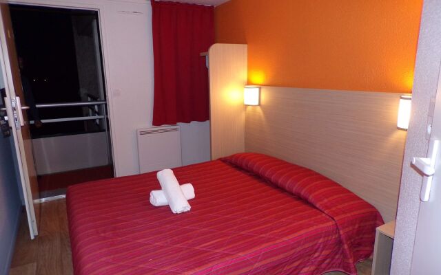 Premiere Classe Cambrai - Proville