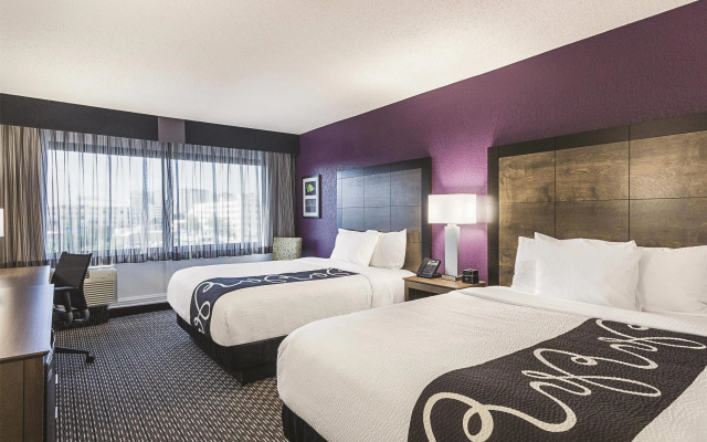 La Quinta Inn & Suites by Wyndham Virginia Beach