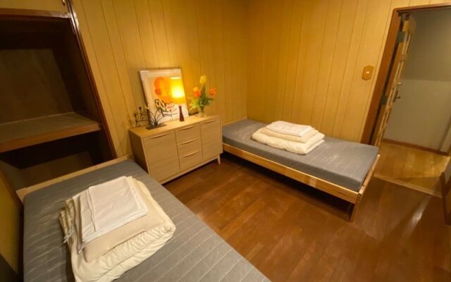 Tsuruya Guesthouse