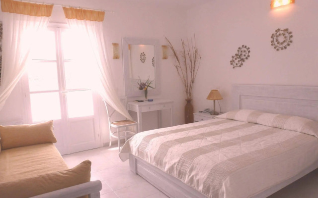 Vardia Bay Studios