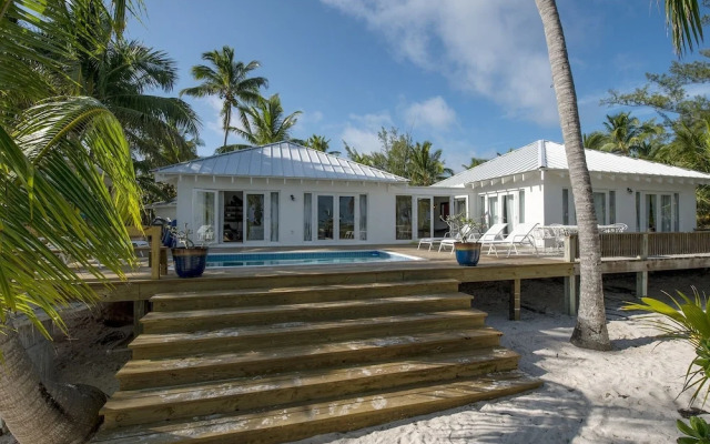 The Beach House 3 Bedroom Home