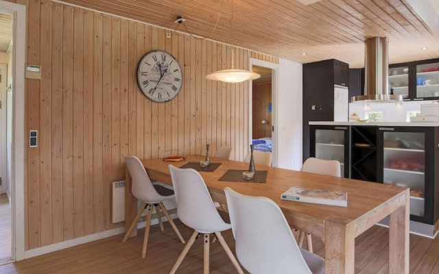 6 Person Holiday Home in Jaegerspris