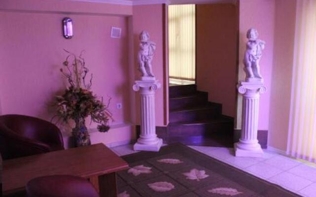Marina Hotel