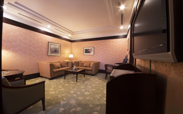 Holiday Inn Suites Kuwait by IHG