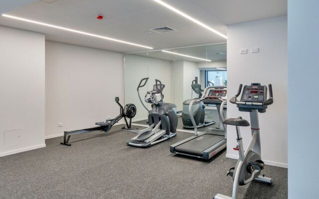JHT - 1 BRM Apartment, Superb Central, Netflix TV