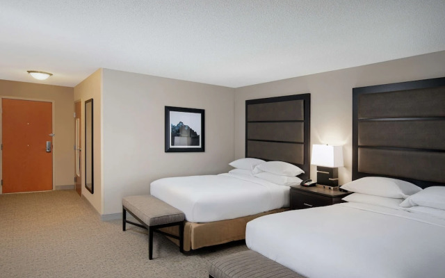 DoubleTree by Hilton Richmond Airport