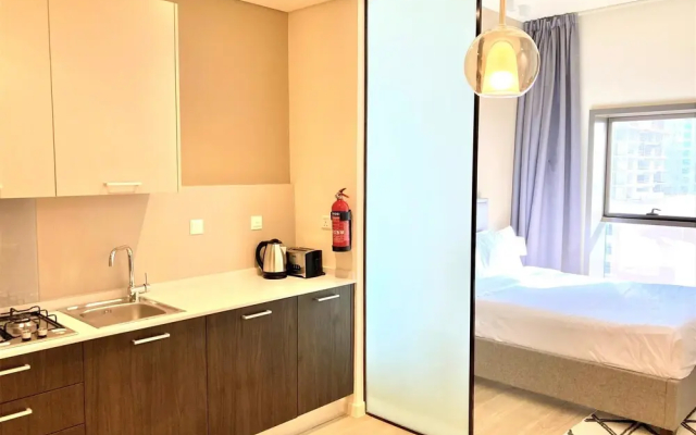Amazing Superior Studio With Balcony Park View JVC - Apartment in ดูไบ - Photo 4