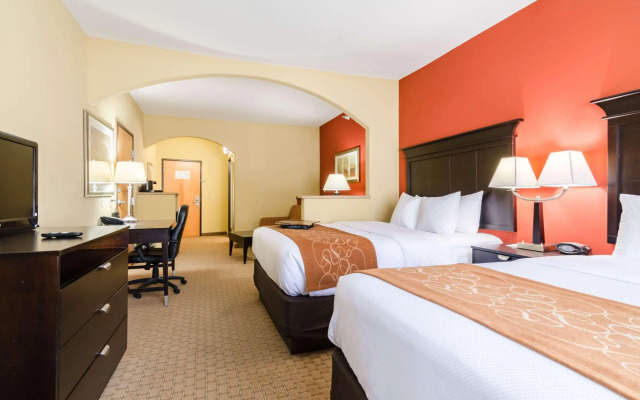 Comfort Suites Salina South