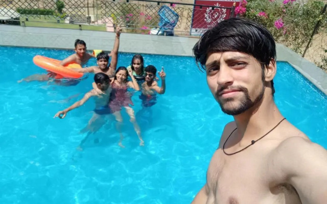 Hotel Hill View Palace