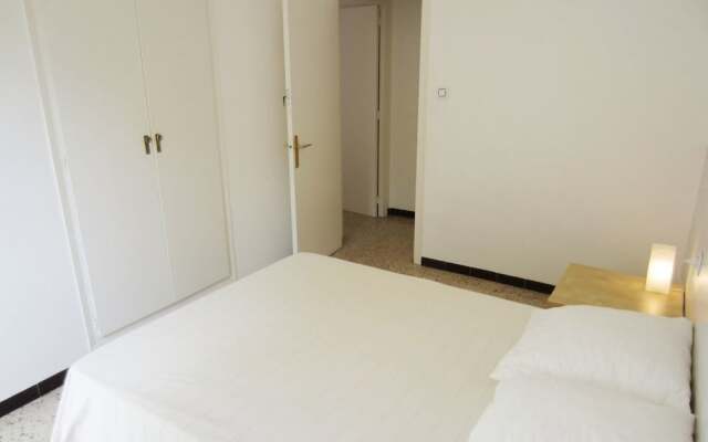 Apto Tranquilo cerca de la Playa - 1564