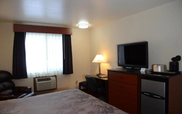 Super 8 Munising Wetmore Area