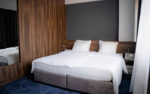 Olivia Rooms