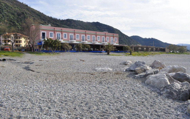 Hotel Ristorante La Scogliera