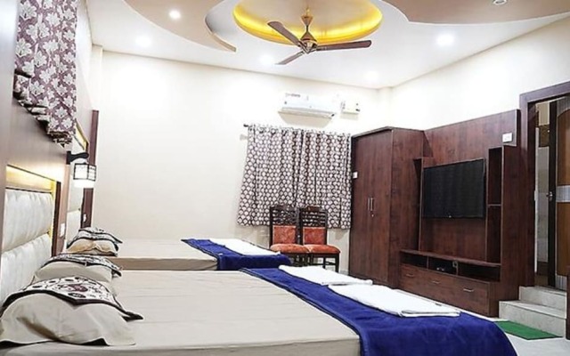 Fabhotel Cm Palace I