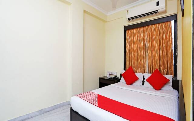 OYO 15258 Hotel Arya International