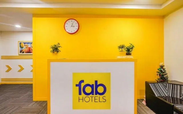 Fabexpress Luxury Inn