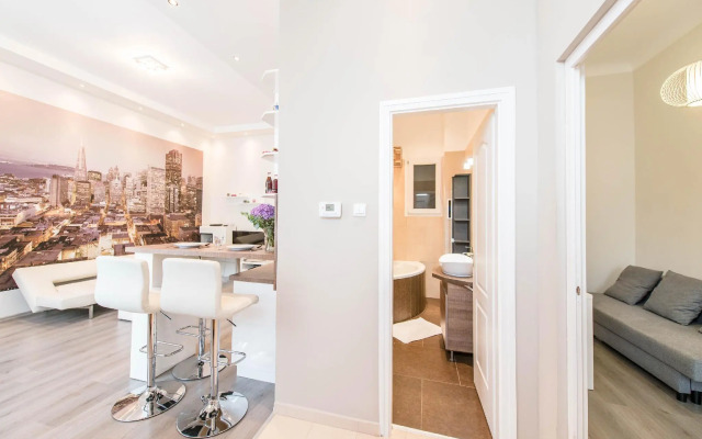 Oasis Apartments - Westend III