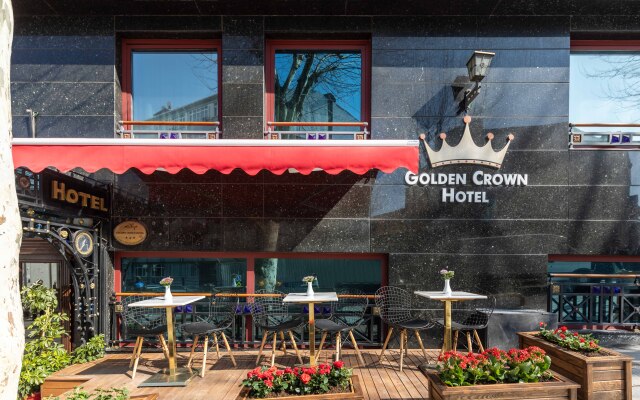 Hotel Golden Crown