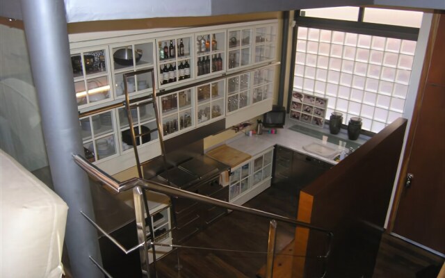 Casa con piscina y BBQ en centro ciudad