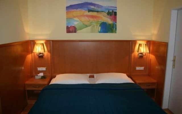 Hotel Corvinus