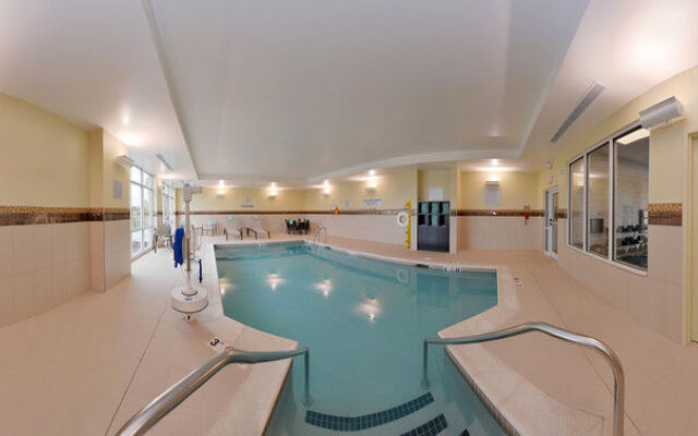 Courtyard Boston Littleton