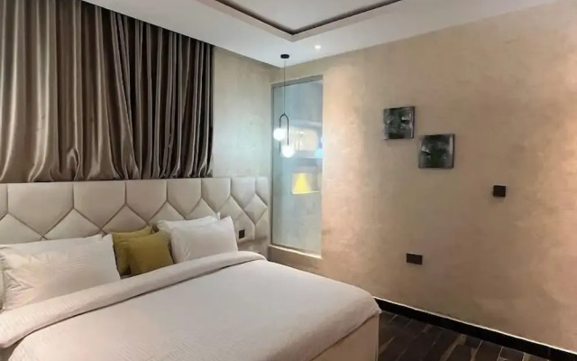 Casa- Grey Apartments