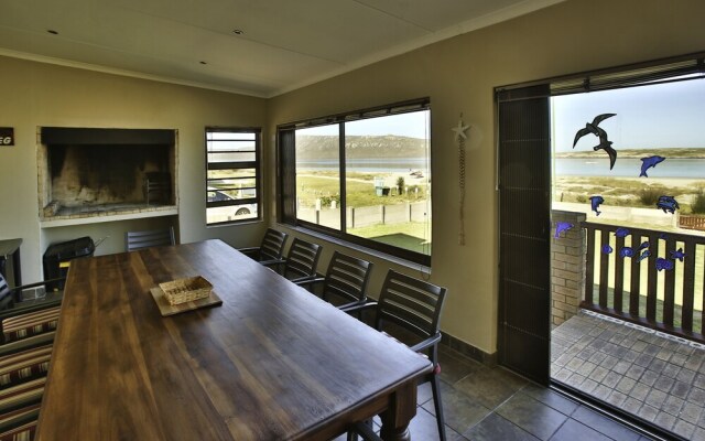 Oppi Stuppi Langebaan 4-Sleeper