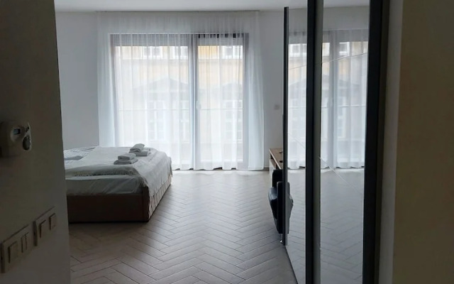 Smart Carrara Apartments