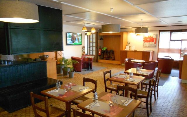 KYRIAD VALENCIENNES SUD – Rouvignies