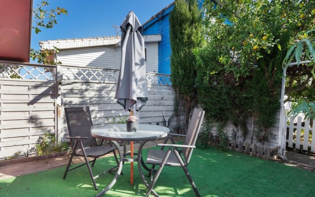 Serene Bungalow in Oliva With Swimming Pool