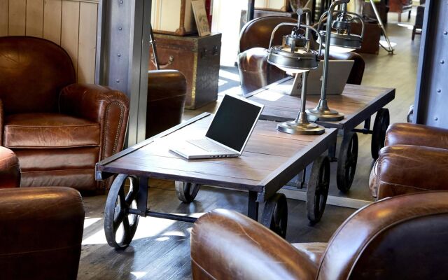 Brit Hotel Essentiel CHOLET