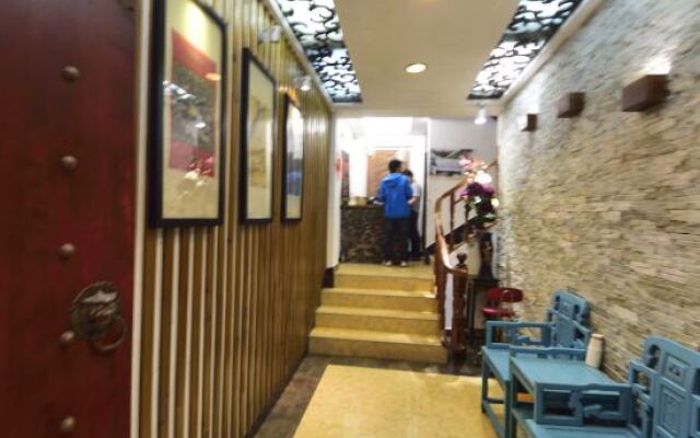 Zuimei Fenghuang Boutique Riverside Guesthouse