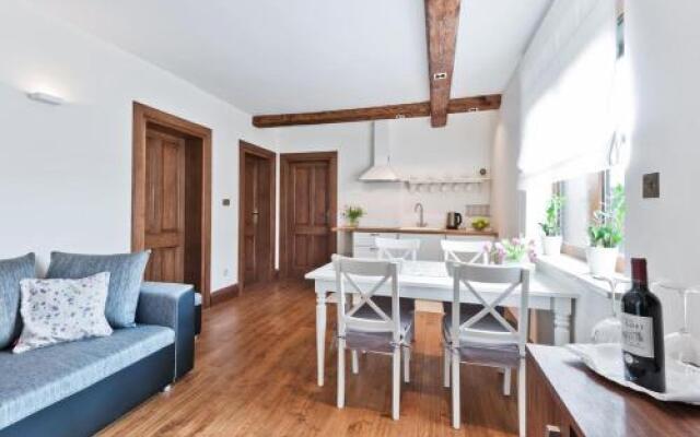 Mevo Apartament