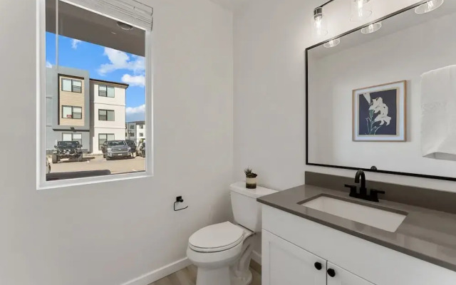 Sand Cove Retreat 5 Bedroom Townhouse