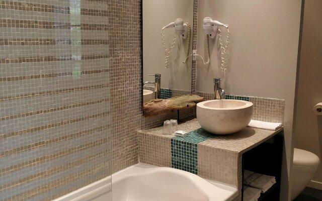 Clos Masure Hôtel De Campagne ®