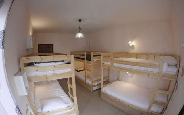 Drago Hostel