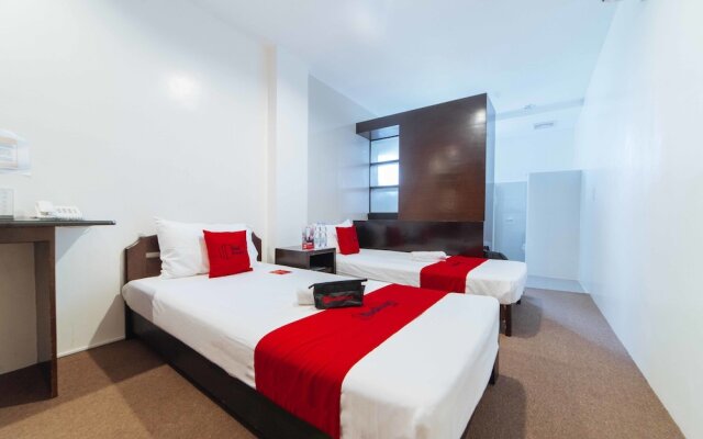 Reddoorz Premium @ Guadalupe Village