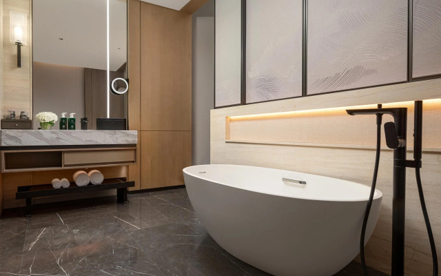 Holiday Inn Jilin Beidahu by IHG