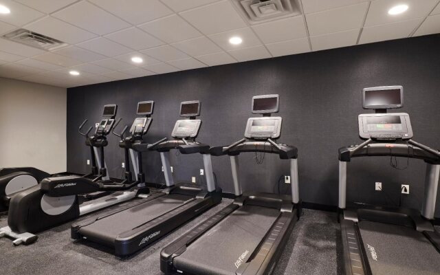 Four Points by Sheraton Cleveland-Eastlake